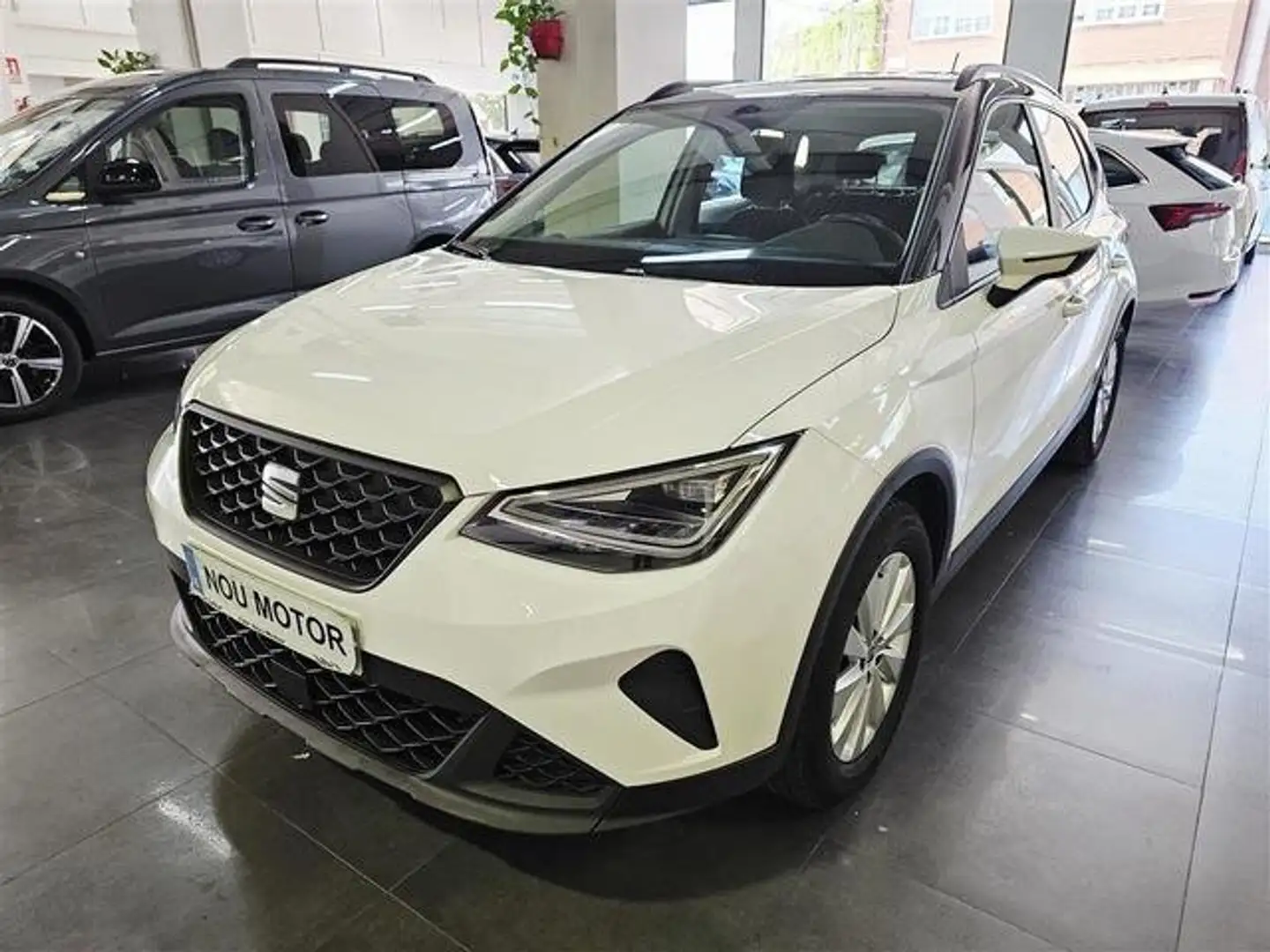SEAT Arona 1.0 TSI S&S Style XM 110 Blanco - 1