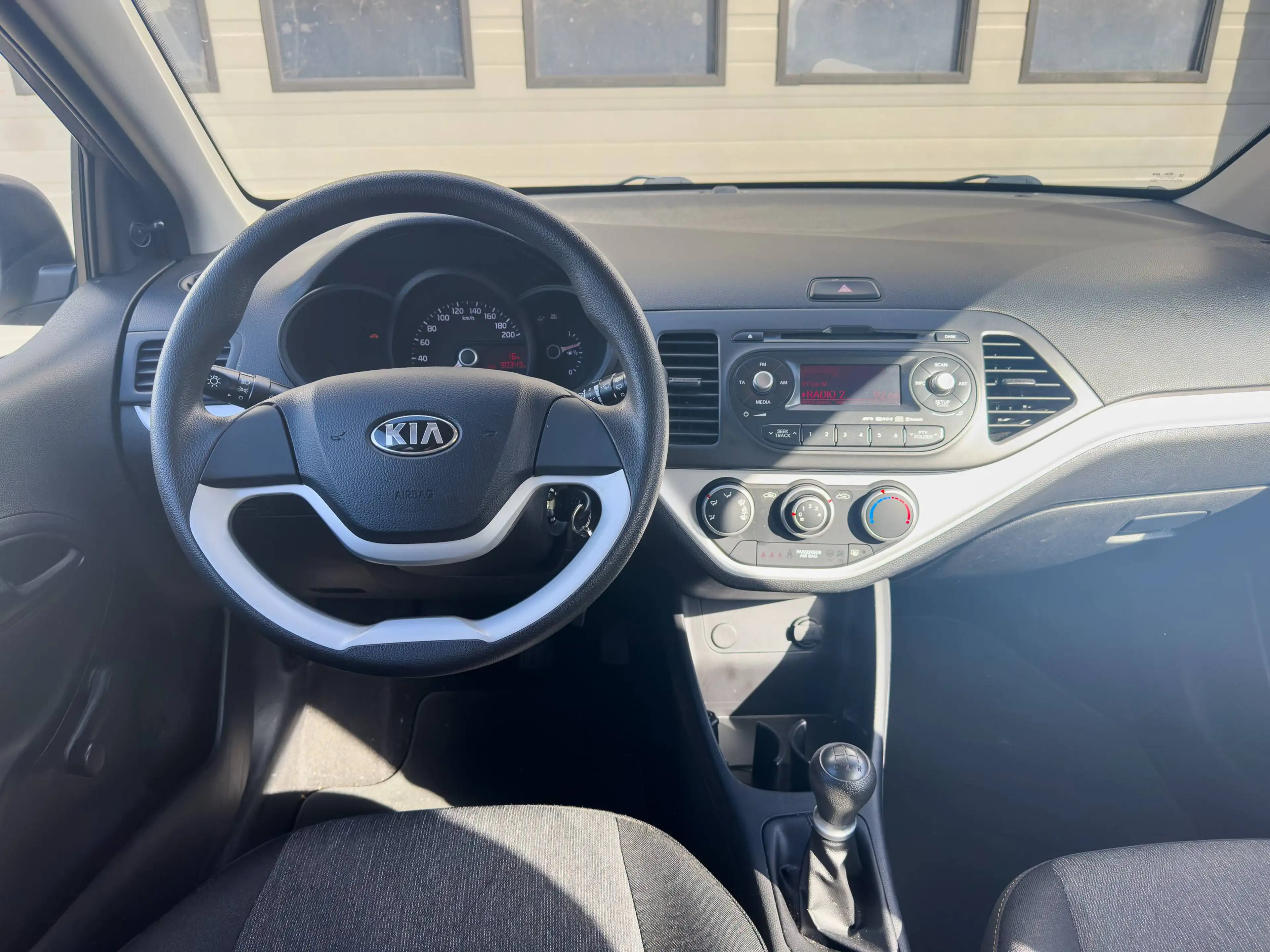 Kia Picanto 1.0 CVVT EconomyLine — photo 6