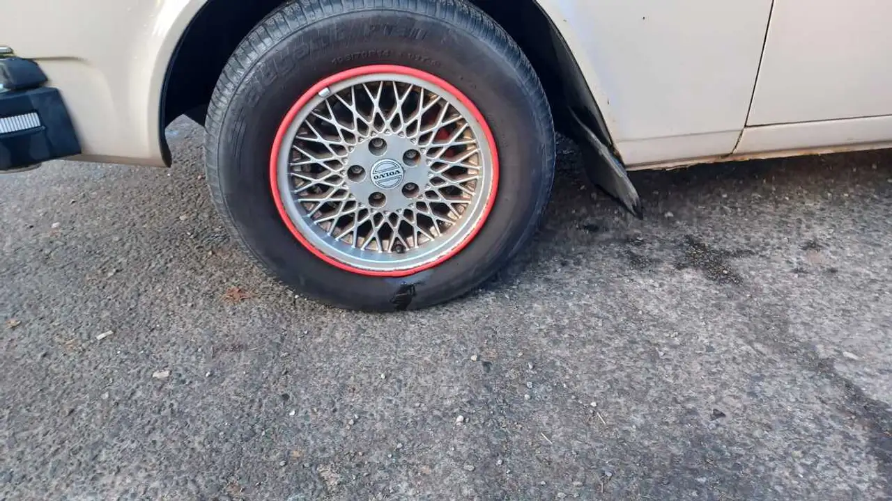 Volvo 244 DL 2.1 Automaat, foto 10