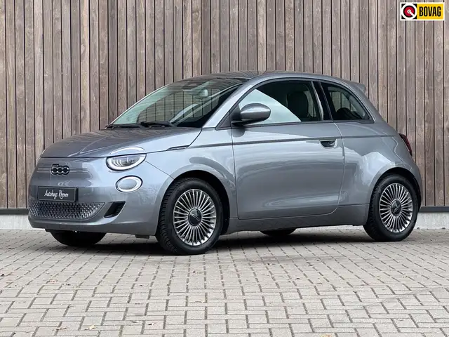 Fiat 500 Icon 42 kWh / Camera / Apple Carplay / Led /