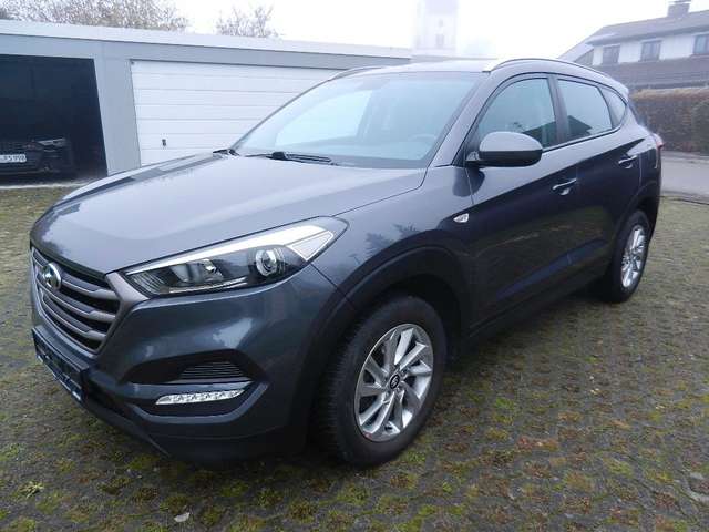 Imagine Hyundai TUCSON blue Classic 2WD Navi PDC-Kamera Sitzheiz
