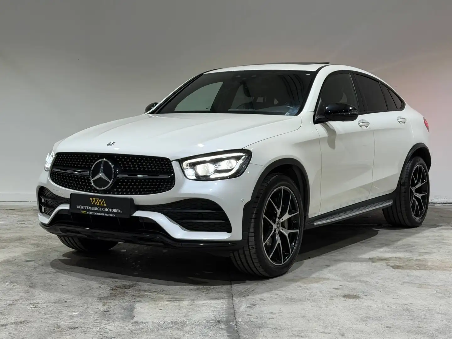 Mercedes-Benz GLC 300 Coupe 4M*AMG*LUFT*NIGHT*BURM*SHD*MBEAM* - 1