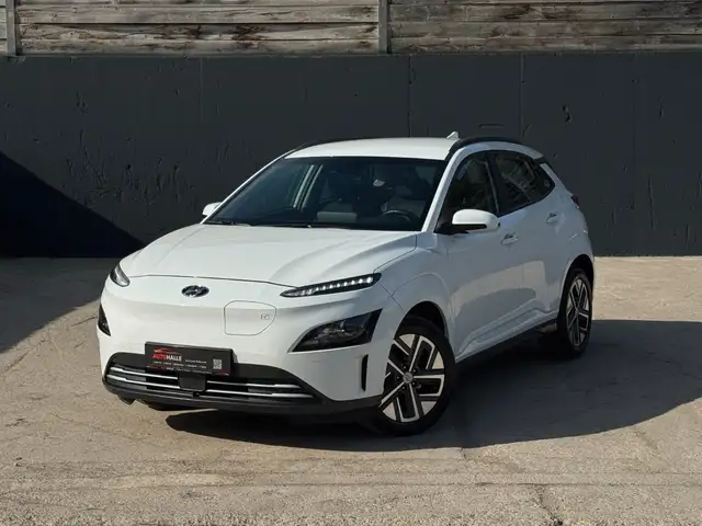 Hyundai KONA E Select SHZ LHZ LKA ACC Navi CarPlay Wifi