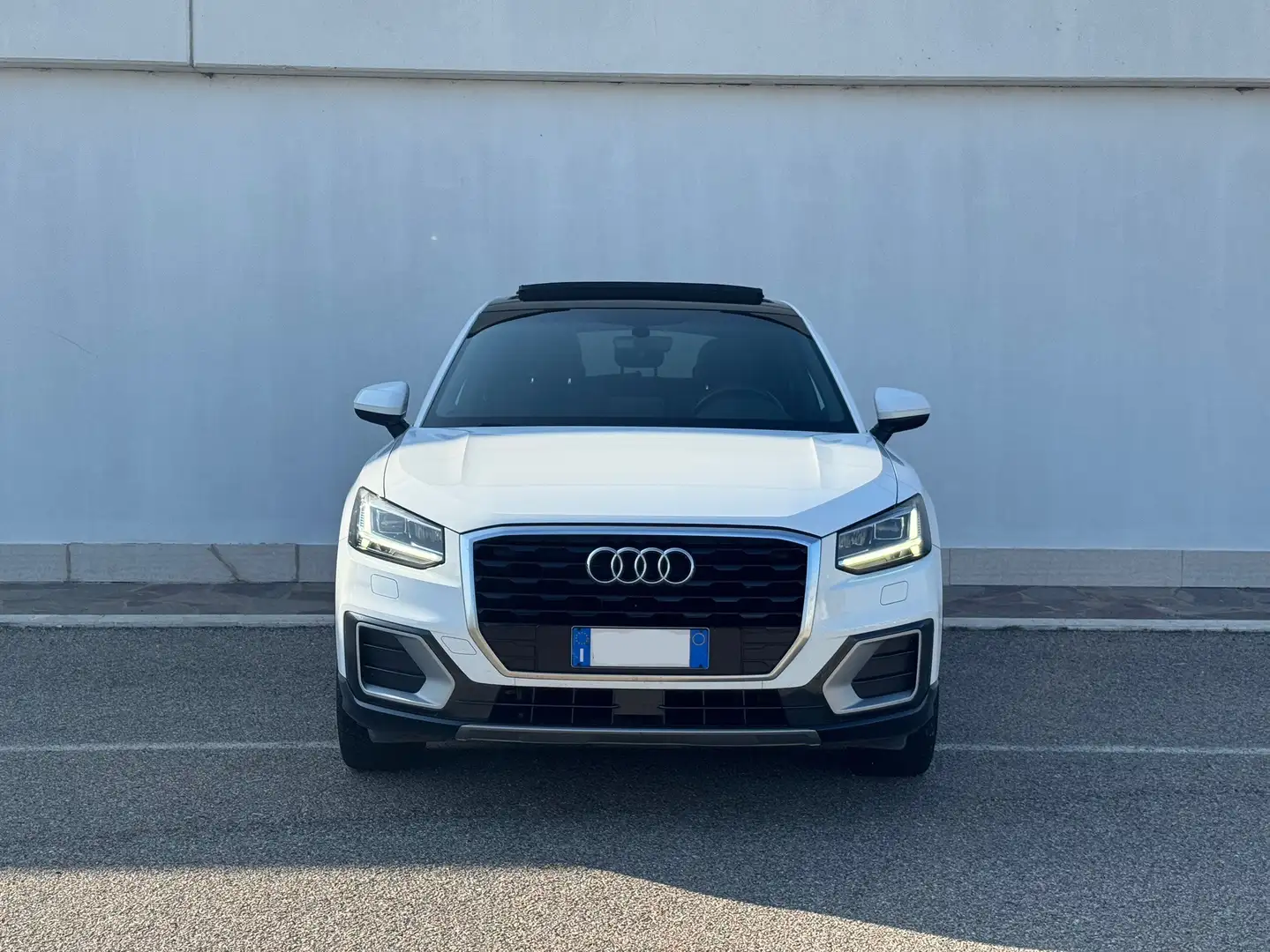 Audi Q2 1.6 tdi Sport s-tronic Bianco - 1