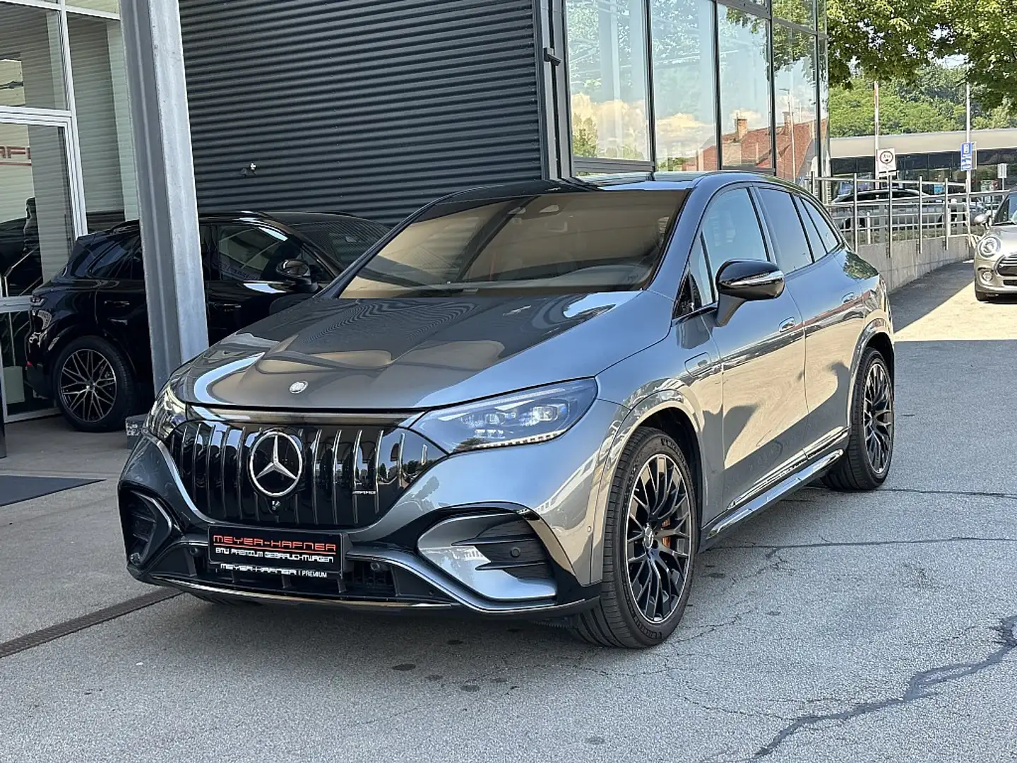 Mercedes-Benz EQE 43 EQE SUV AMG 43 4matic 90,6kWh Aut. MEGAVOLL!! Ö... Grau - 2