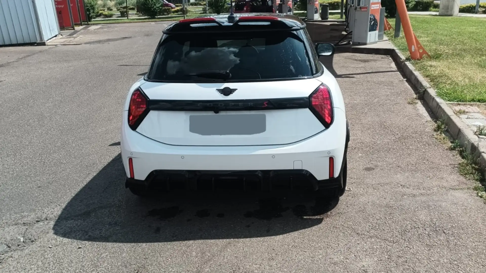 MINI John Cooper Works 5 puertas S Aut. Blanco - 2