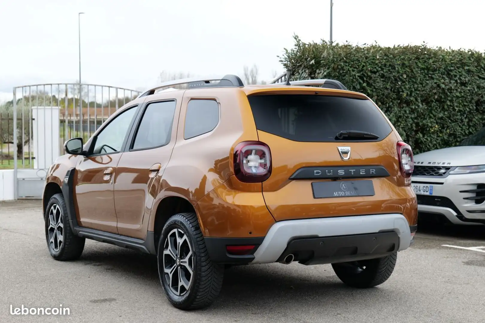 Dacia Duster 1.5 dci 115 CH prestige 4x2 Or - 2