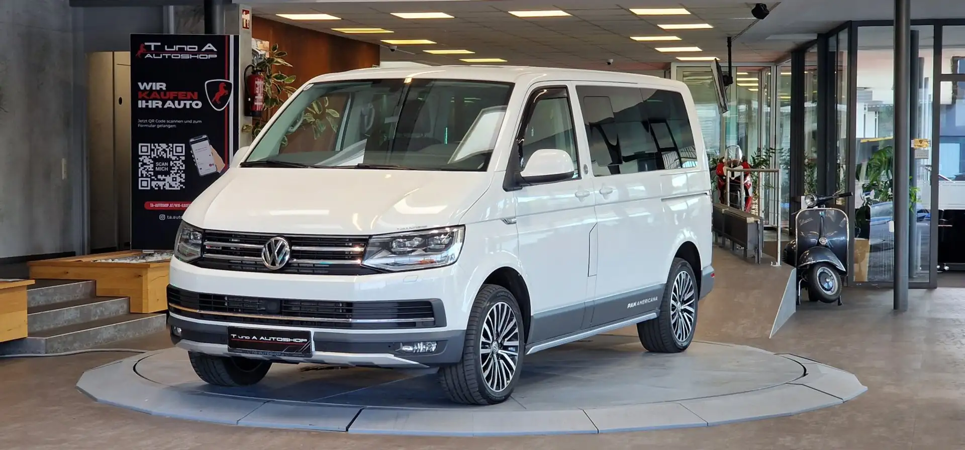 Volkswagen T6 Multivan PanAmericana 2,0 TDI 4Motion DSG *7-Sitzer*Standhe Grau - 1