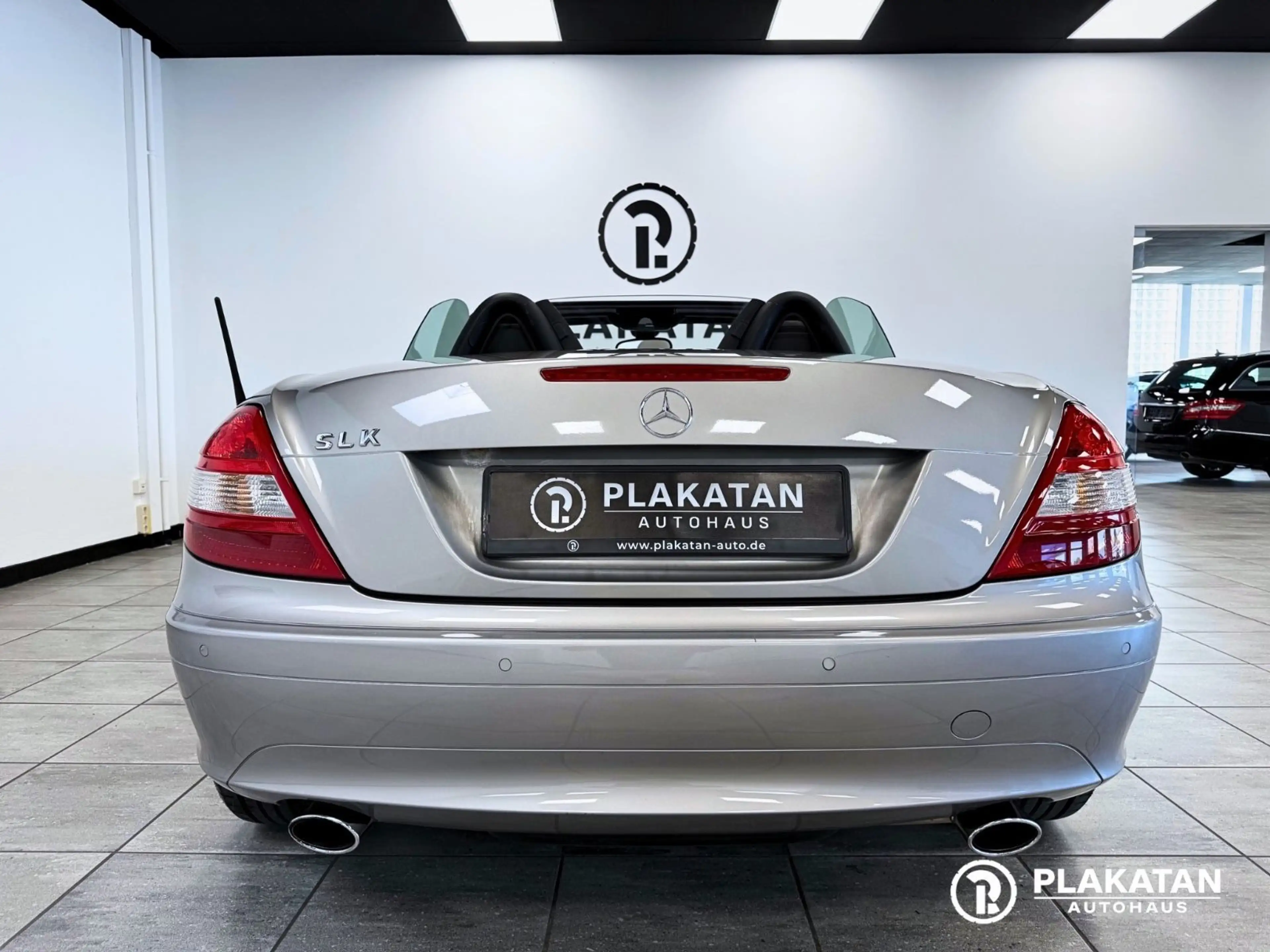 Mercedes-Benz SLK 200 Kompressor Leder Airscarf Bi-xenon — photo 6