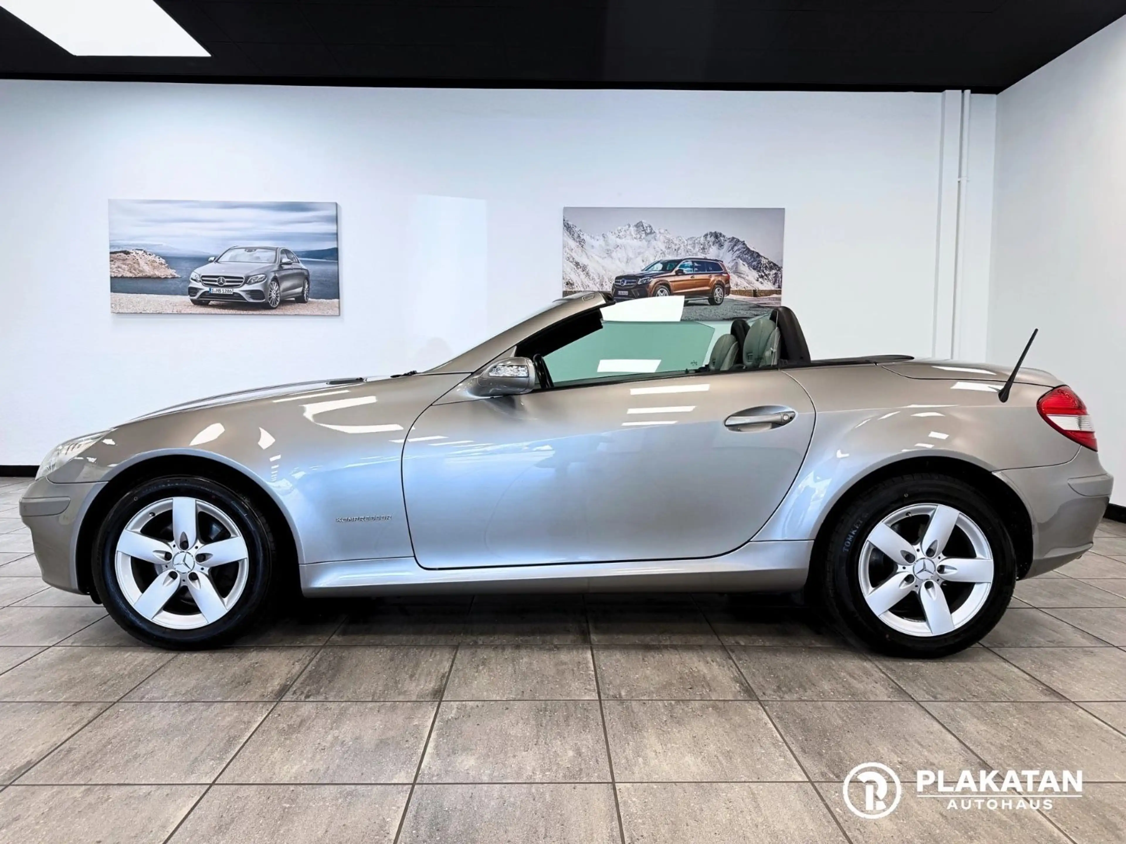 Mercedes-Benz SLK 200 Kompressor Leder Airscarf Bi-xenon — photo 8