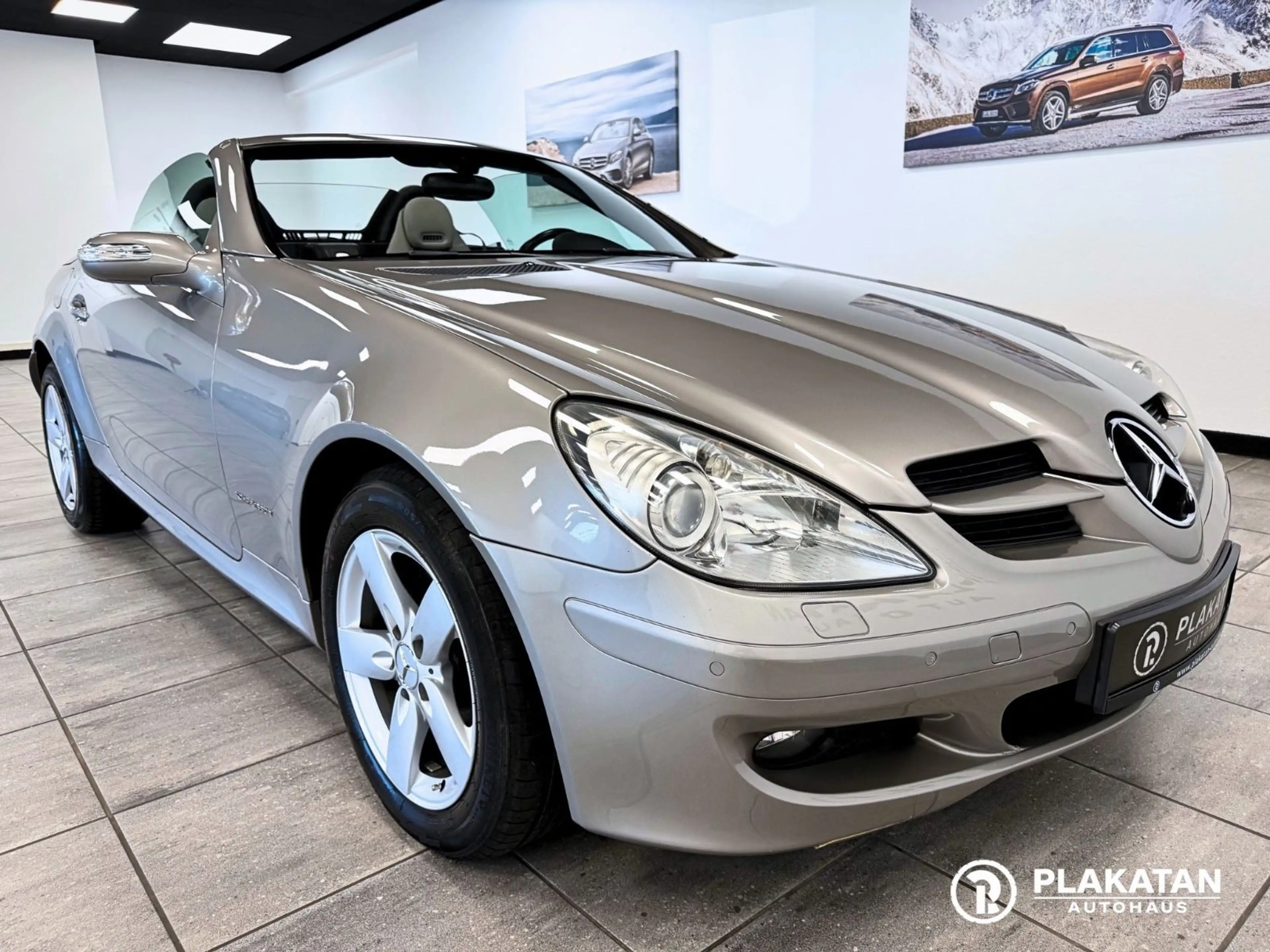 Mercedes-Benz SLK 200 Kompressor Leder Airscarf Bi-xenon — photo 3