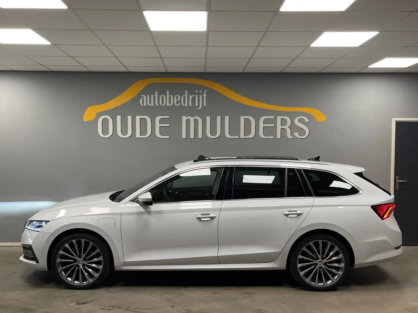 Skoda Octavia Combi 1.4 HeadUpDisplay/Panoramadak/CantonAudio Blanc - 2