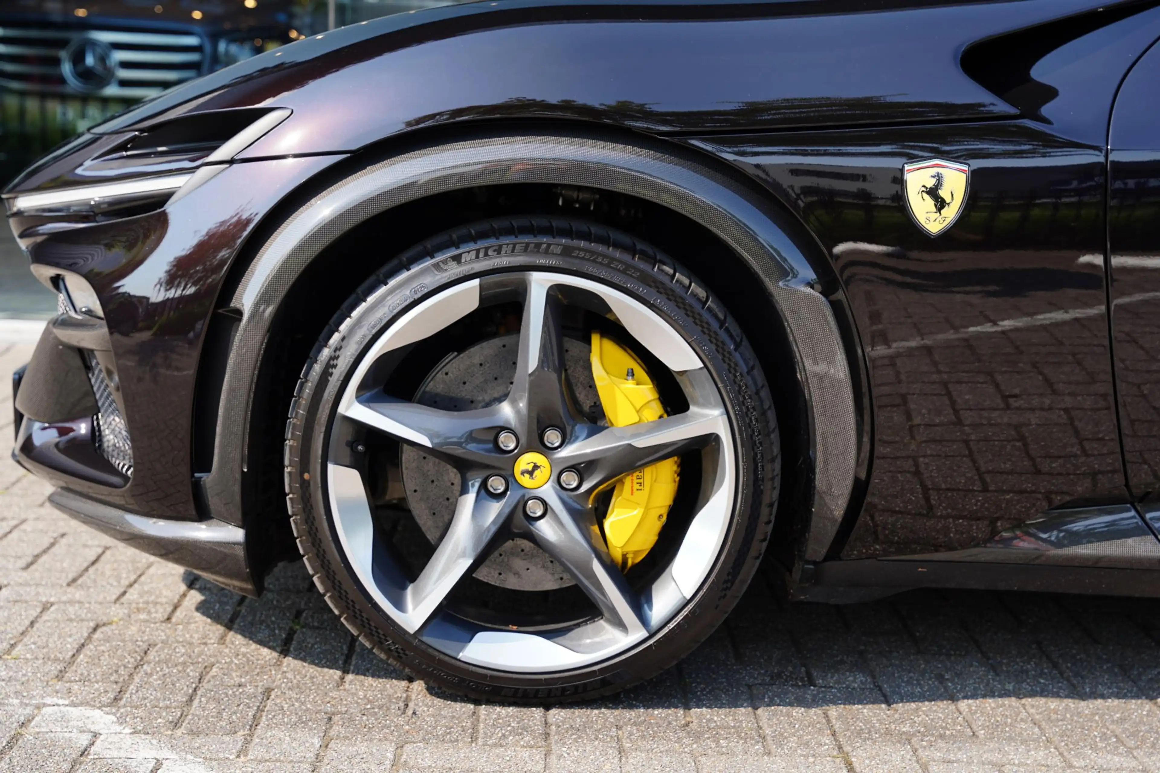 Ferrari Purosangue 6.5 V12 / Retrofit Steering Wheel / Full Carbon / — photo 25