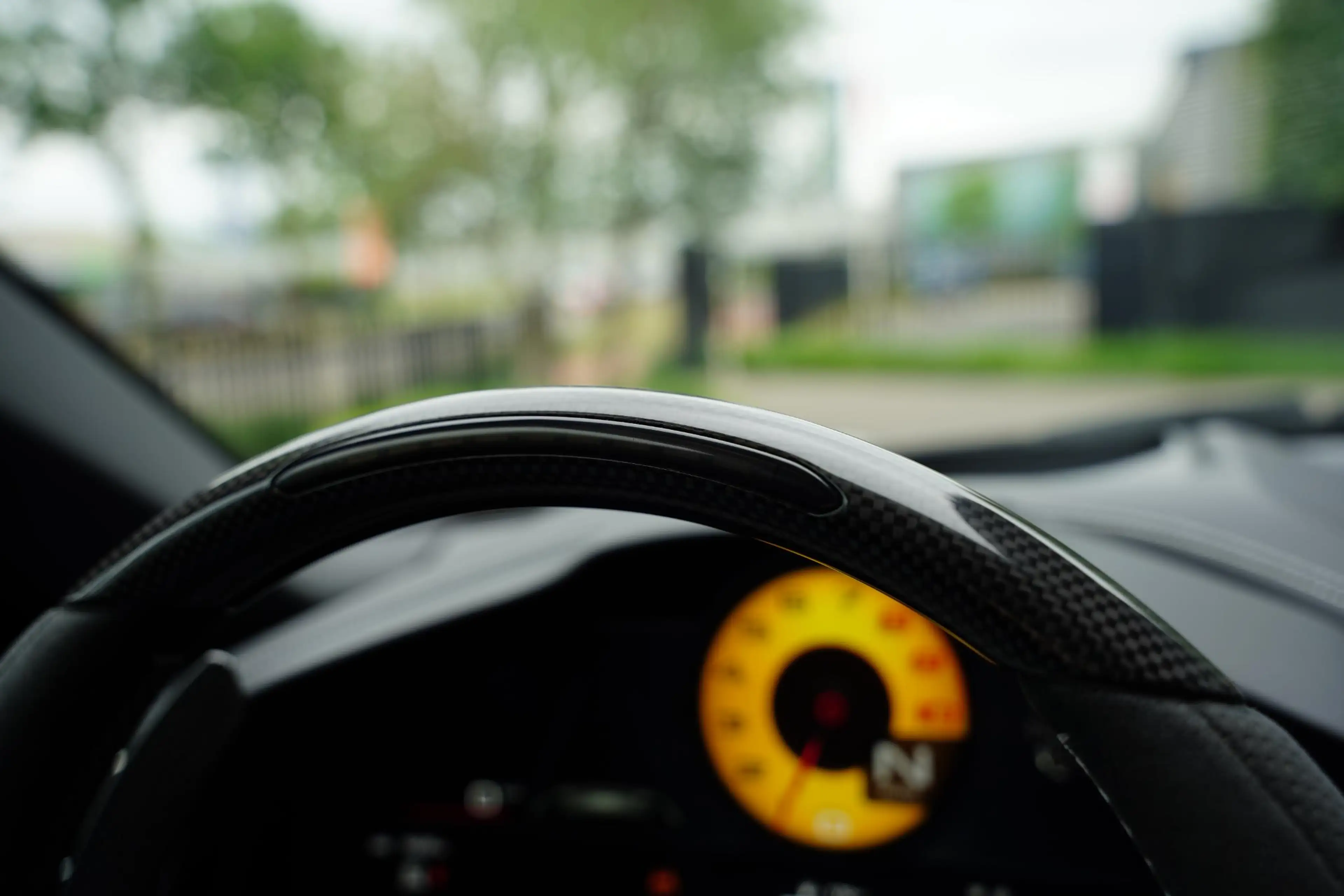 Ferrari Purosangue 6.5 V12 / Retrofit Steering Wheel / Full Carbon / — photo 17