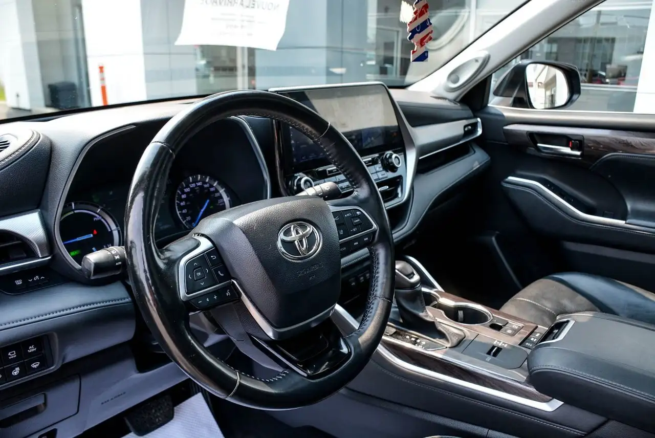 Toyota Highlander photo Toyota Highlander