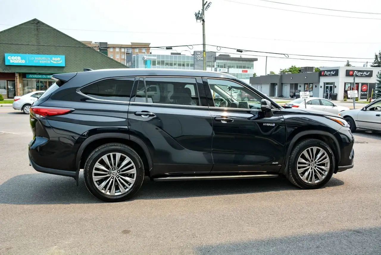 Toyota Highlander photo Toyota Highlander