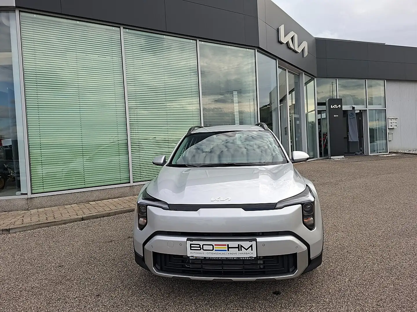 Kia Stonic 1,0 TGDI GPF ISG Titan Silber - 2