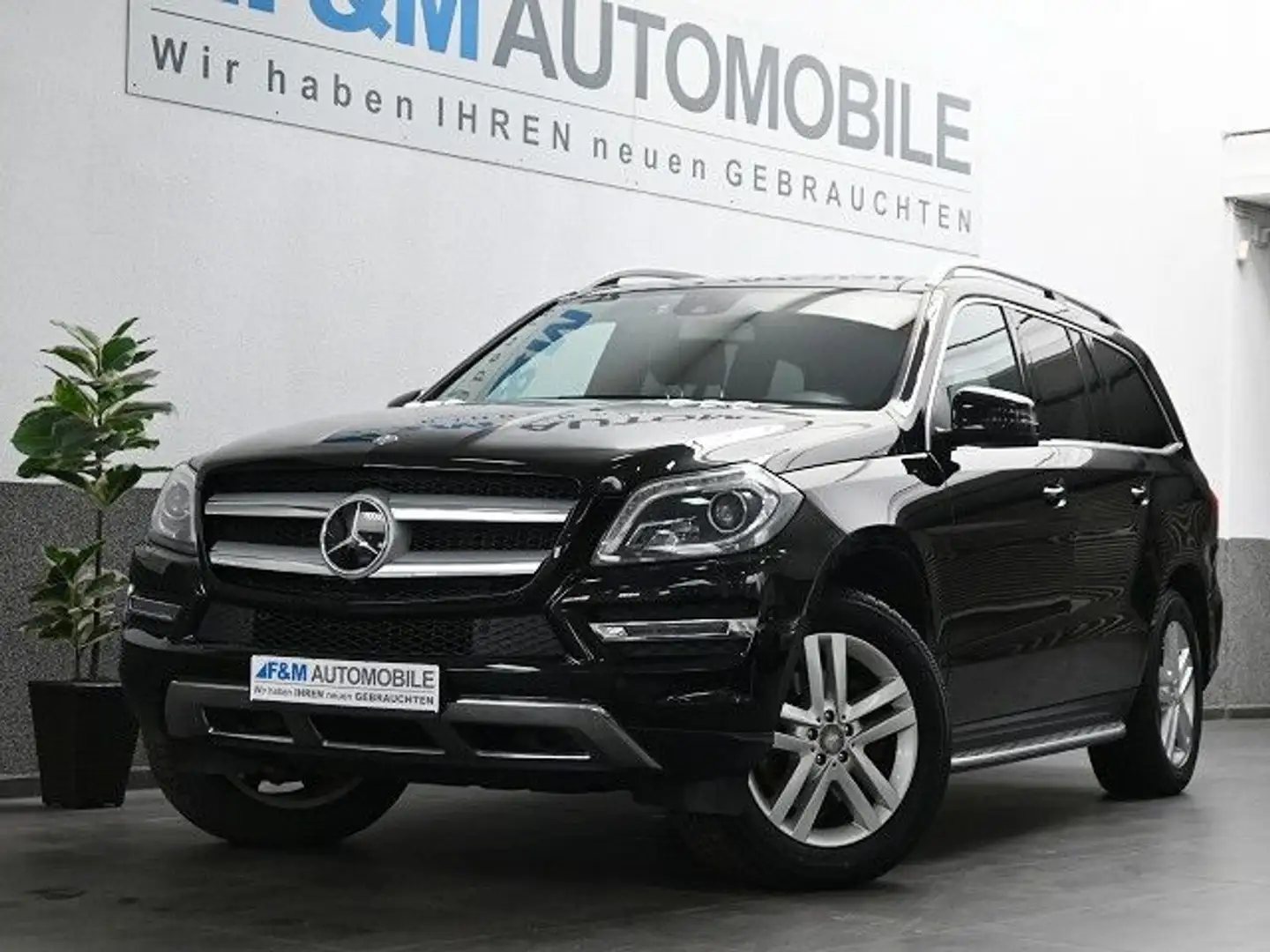 Mercedes-Benz GL 350 BlueTEC 4MATIC Navi Leder Pano Luftfeder Noir - 2