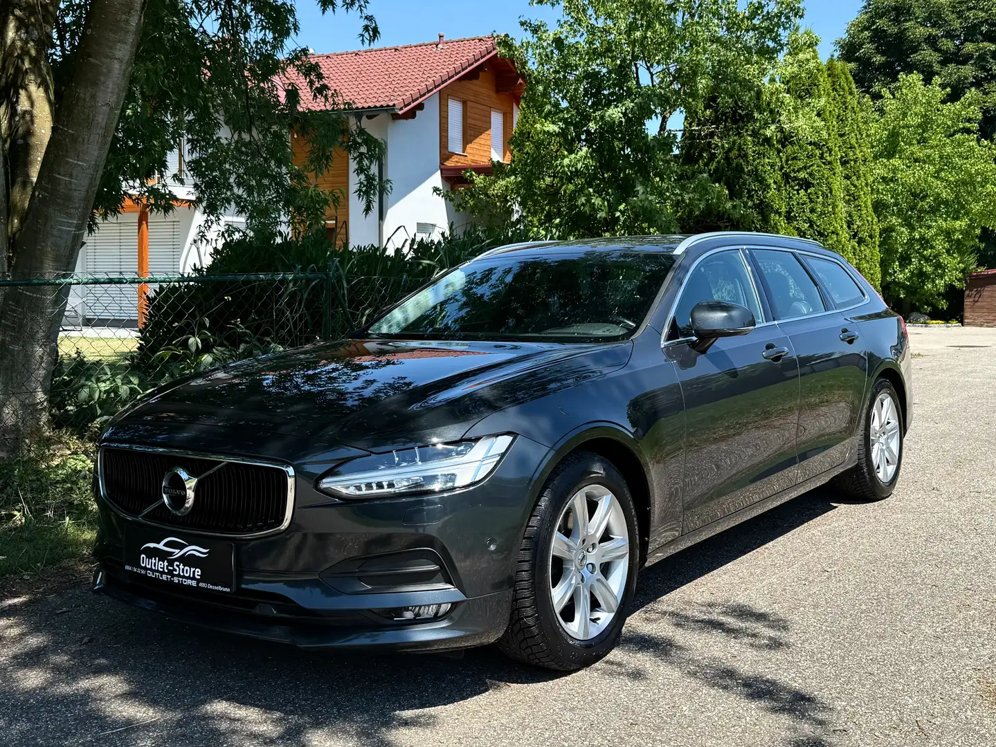 Volvo V90 Momentum Aut.*2.Besitz*Leder*Navi*SHZ*Garantie* Gris - 1