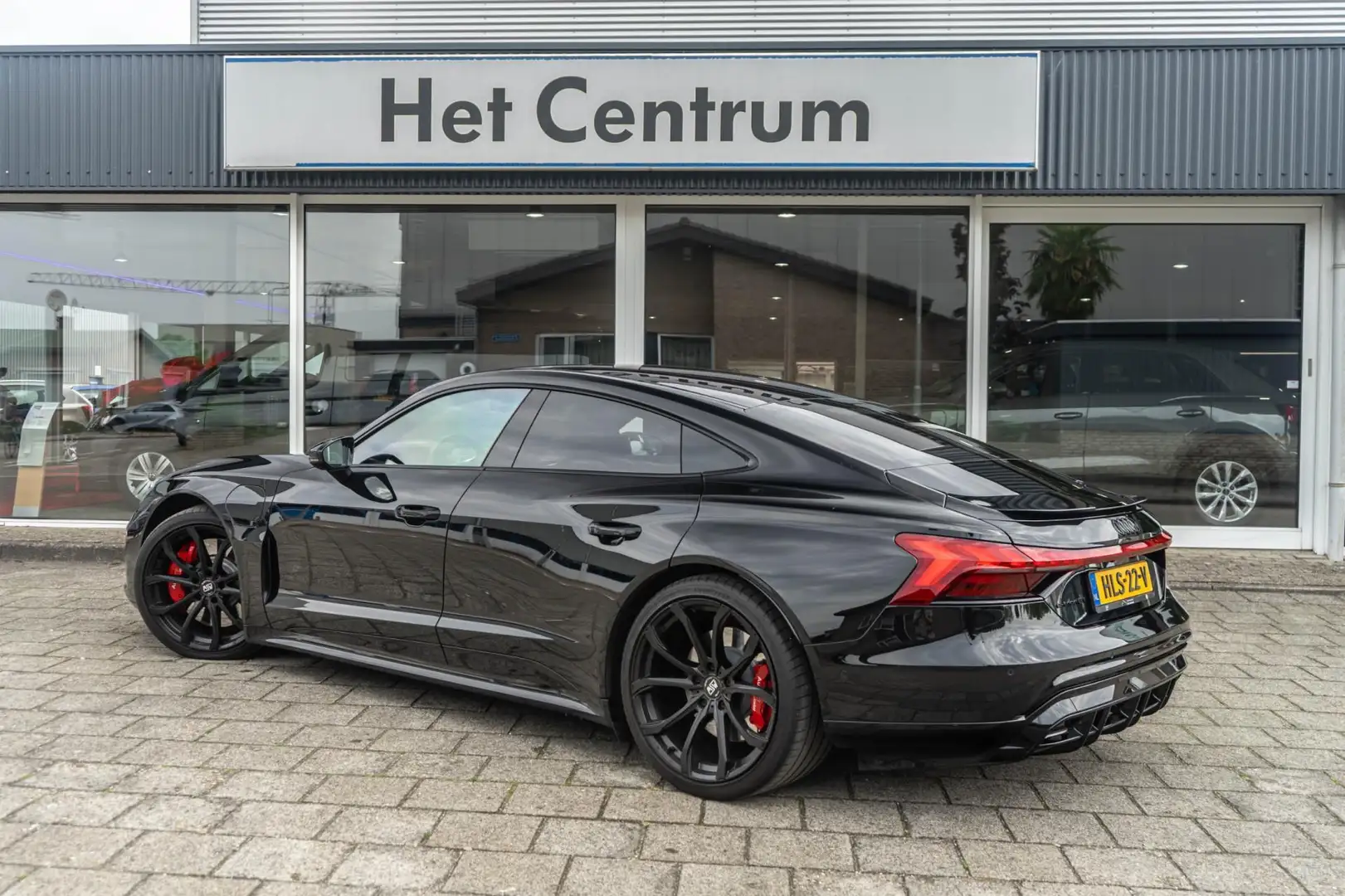 Audi e-tron GT 93 kWh 350KW / 476PK B&O - HUD - RS interieur - Ma Zwart - 2