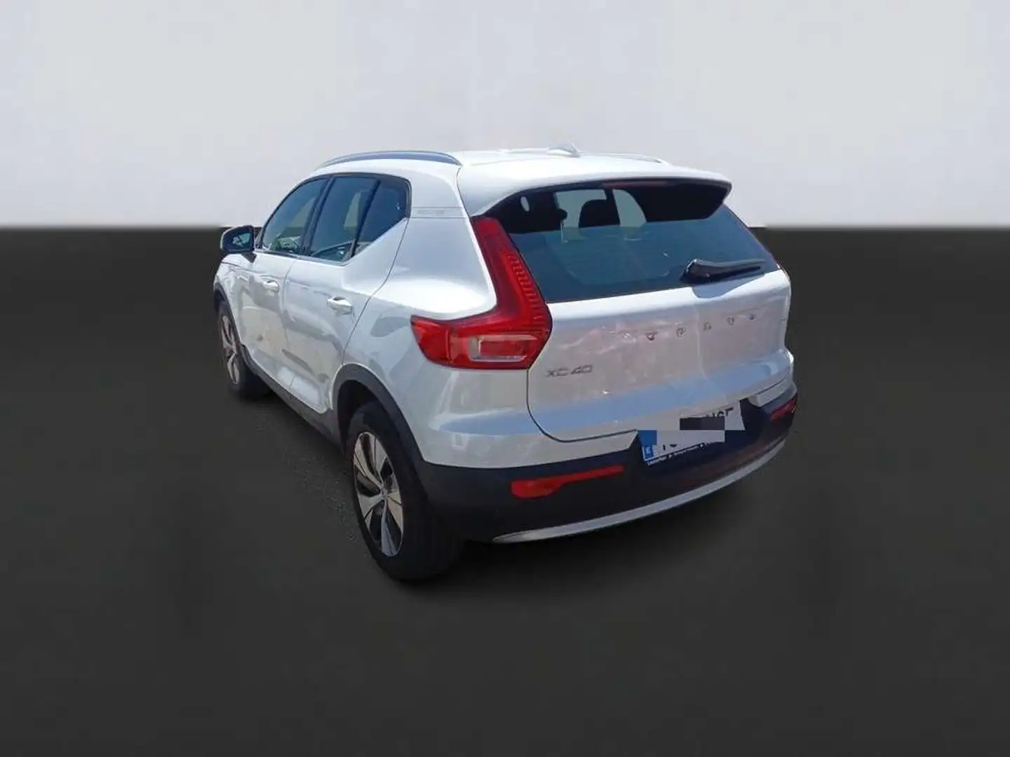 Volvo XC40 1.5 T4 Recharge PHEV Core Auto Blanco - 2