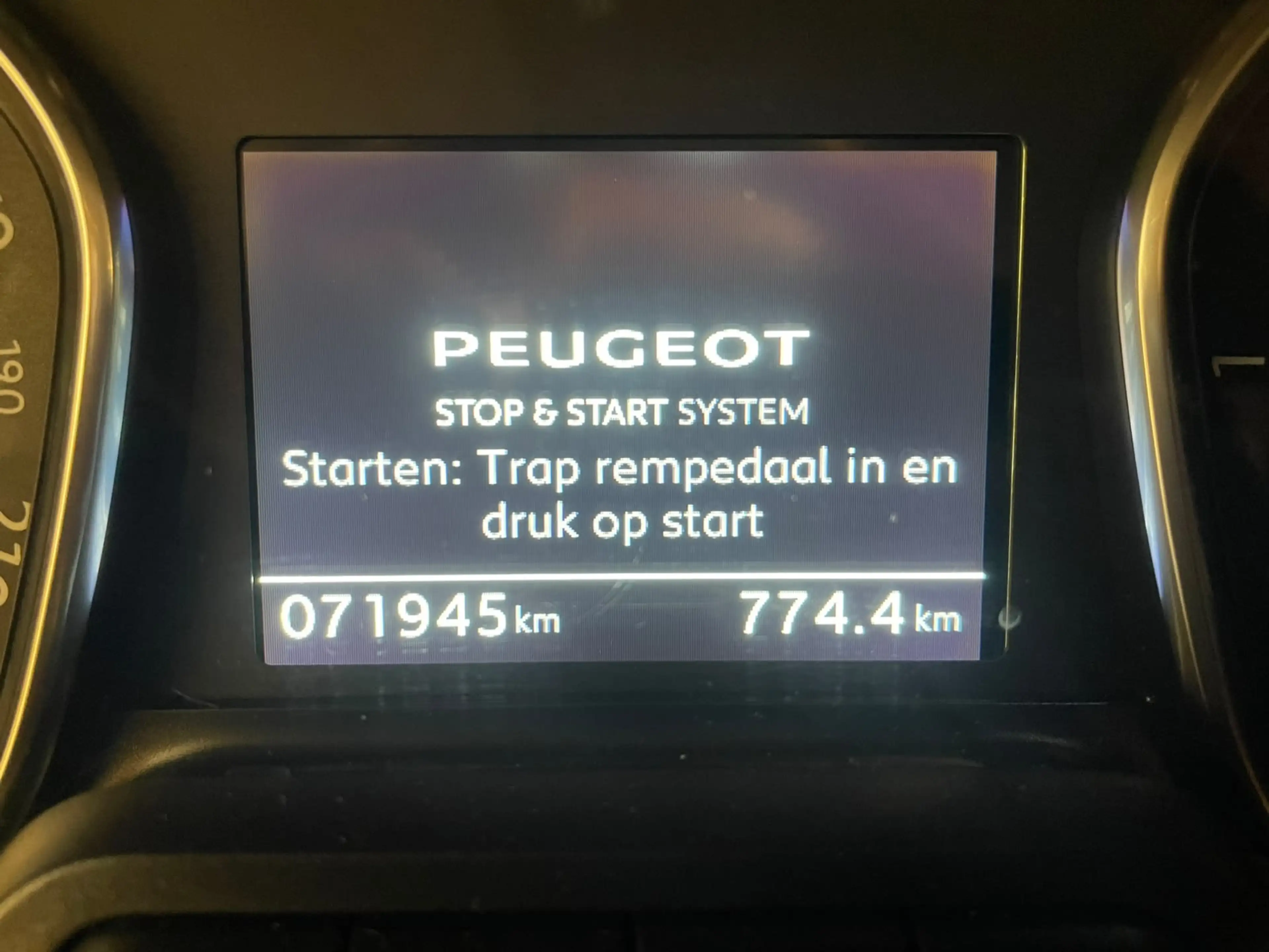 Peugeot Traveller L1H1 Rolstoelbus 4+1 XXL-Ombouw 150cm bodemverlagi — photo 24