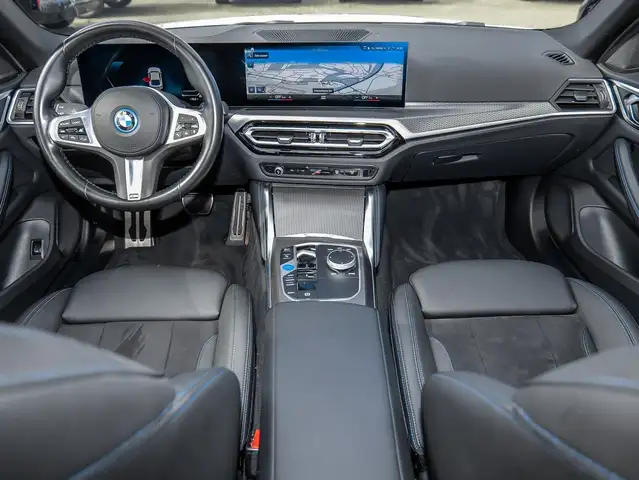 BMW I4 view 3