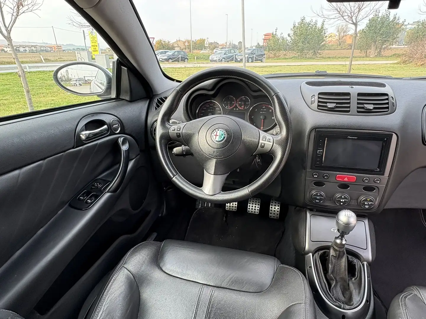 Alfa Romeo GT GT 1.9 jtd mjt Sport Fekete - 1