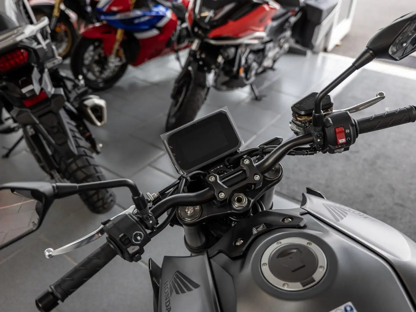 Honda CB 1000 Hornet LED SCHEINWERFER Gris - 2