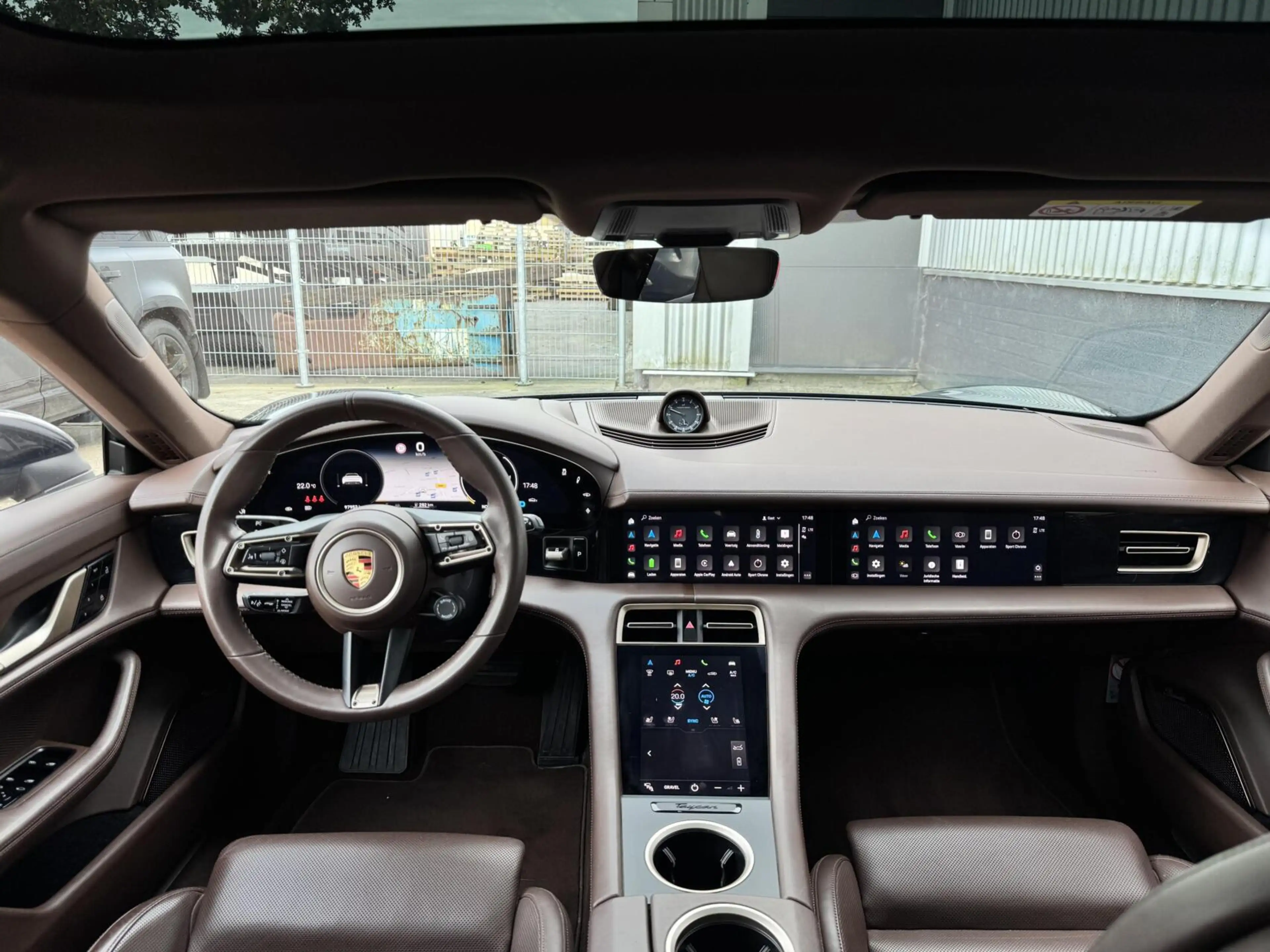 Porsche Taycan Cross Turismo 4S 93 kWh — photo 4