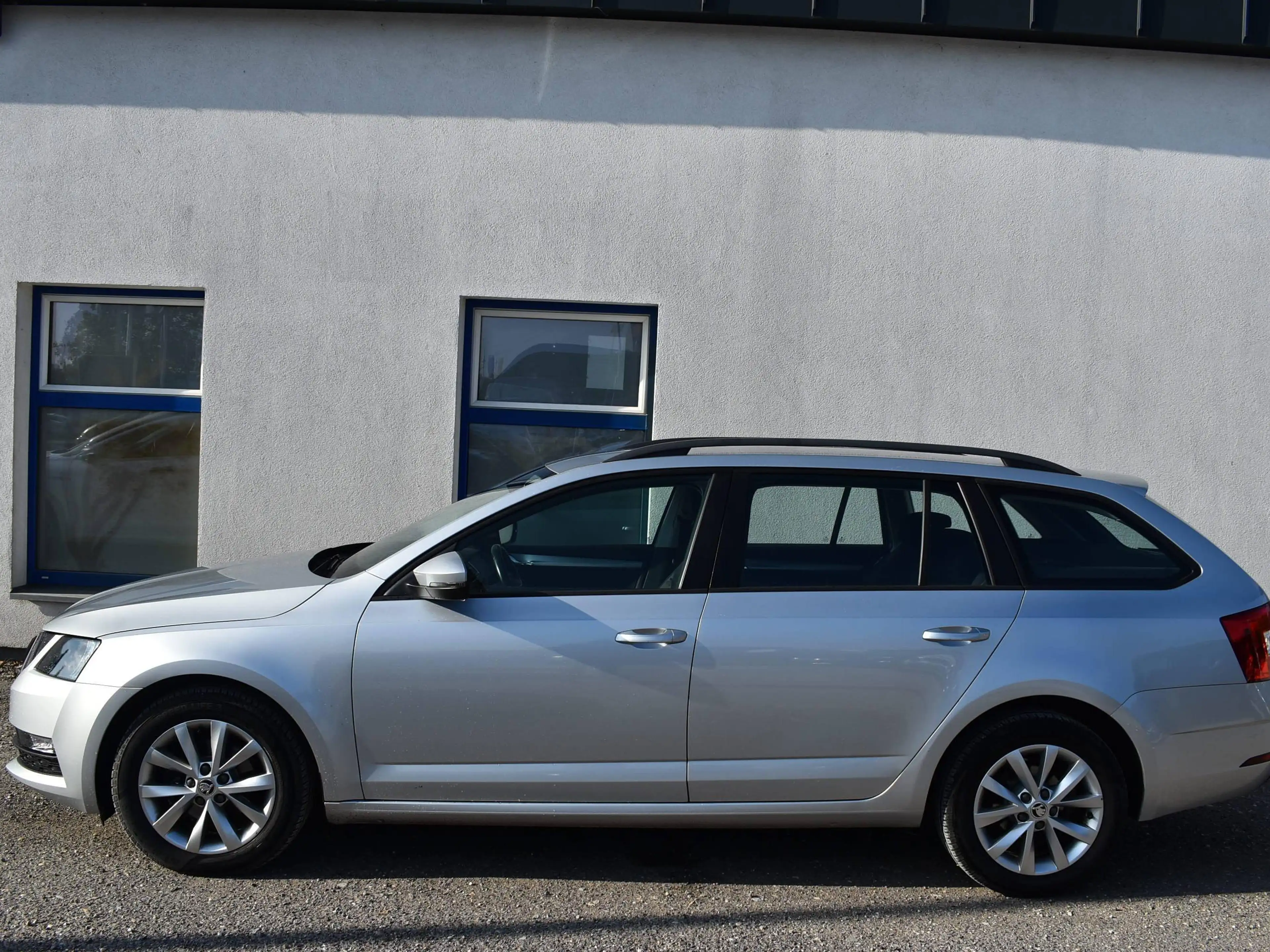 Skoda Octavia Ambition Limited Combi TDI — photo 2