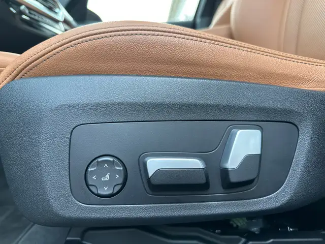 BMW X3 M view 12