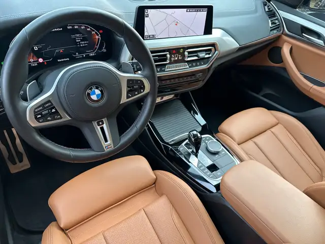 BMW X3 M view 10
