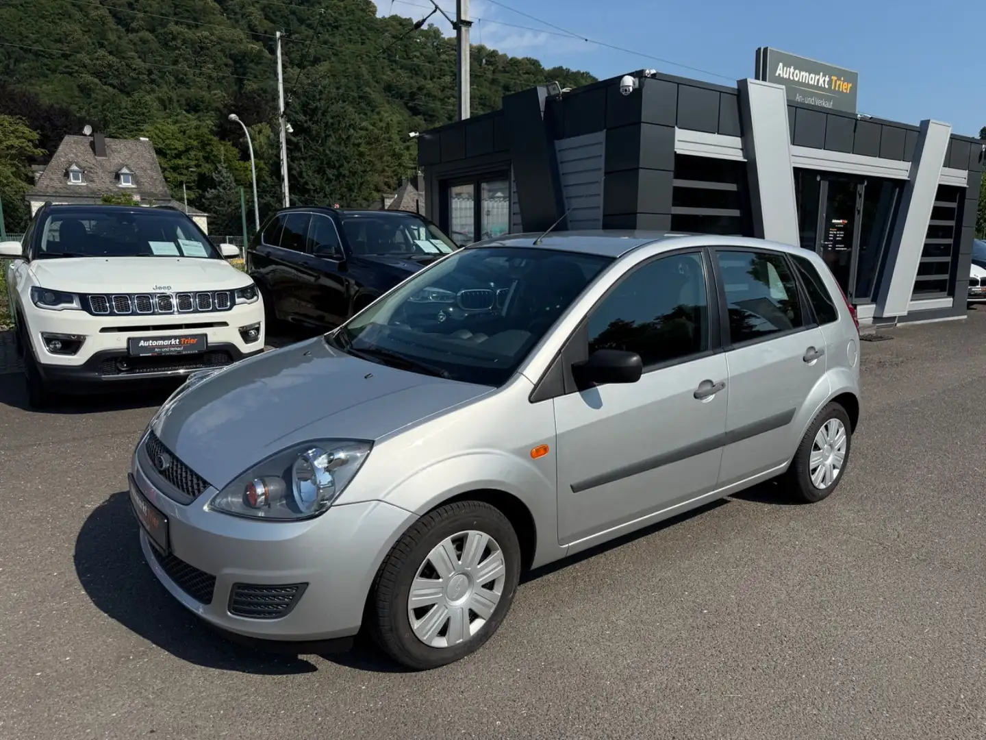 Ford Fiesta Fun X Top Zustand! TÜV bis 07/2027! Grau - 1