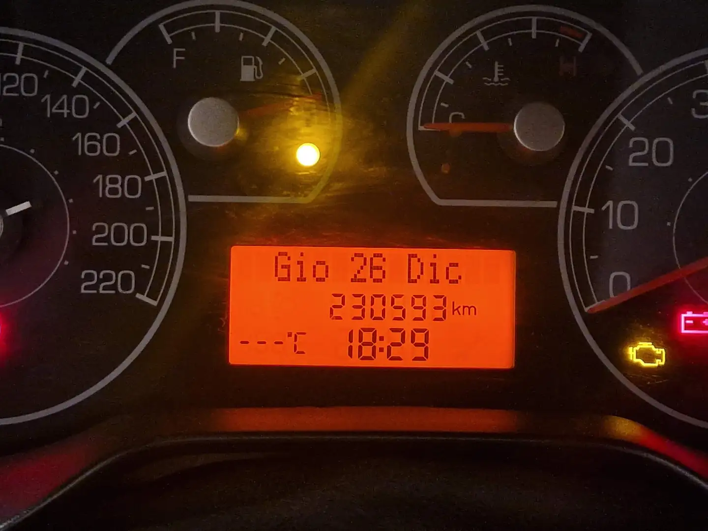 Fiat Grande Punto Grande Punto III 2005 5p 1.4 tjt Sport 120cv Blanc - 1