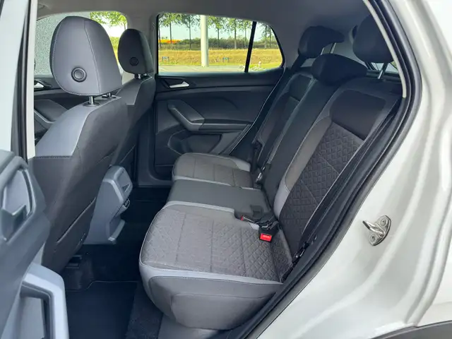 Volkswagen T-Cross view 12
