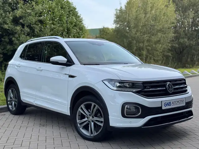 Volkswagen T-Cross view 13