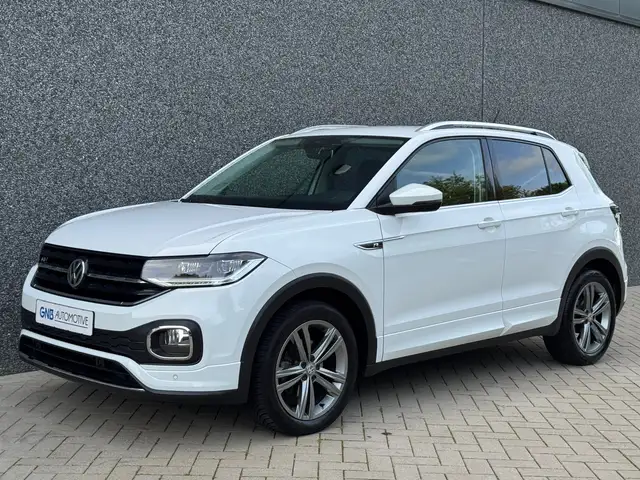 Volkswagen T-Cross view 4