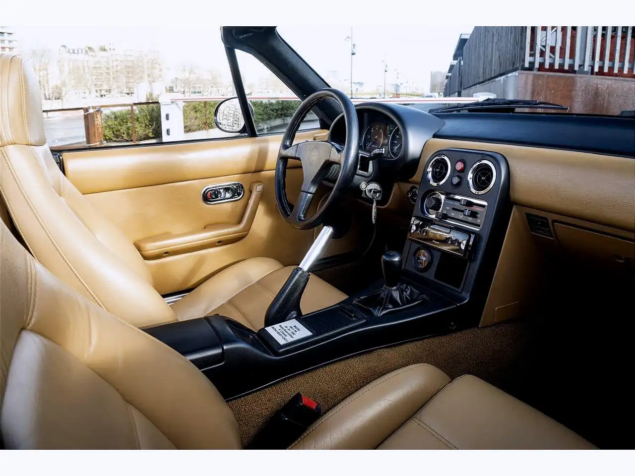 Mazda MX-5 1.6i - NA ROADSTER // BLACK EDITION, foto 11