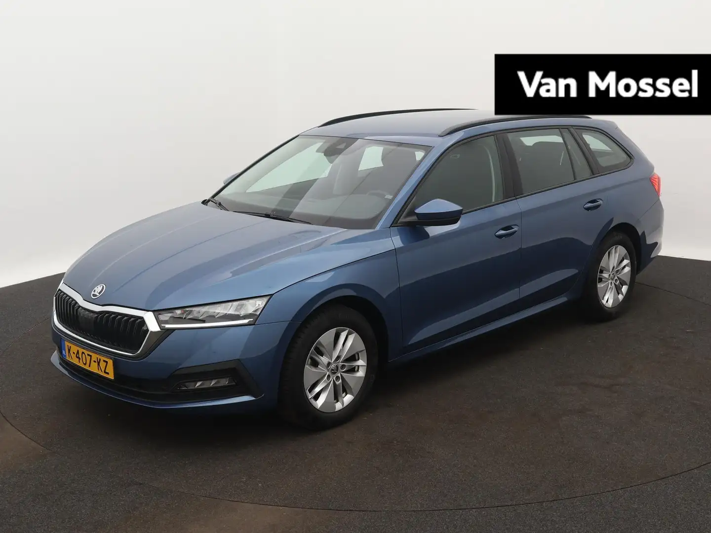 Skoda Octavia Combi 1.0 TSI Business Edition KERSTPRIJS 18555 NE Blauw - 1