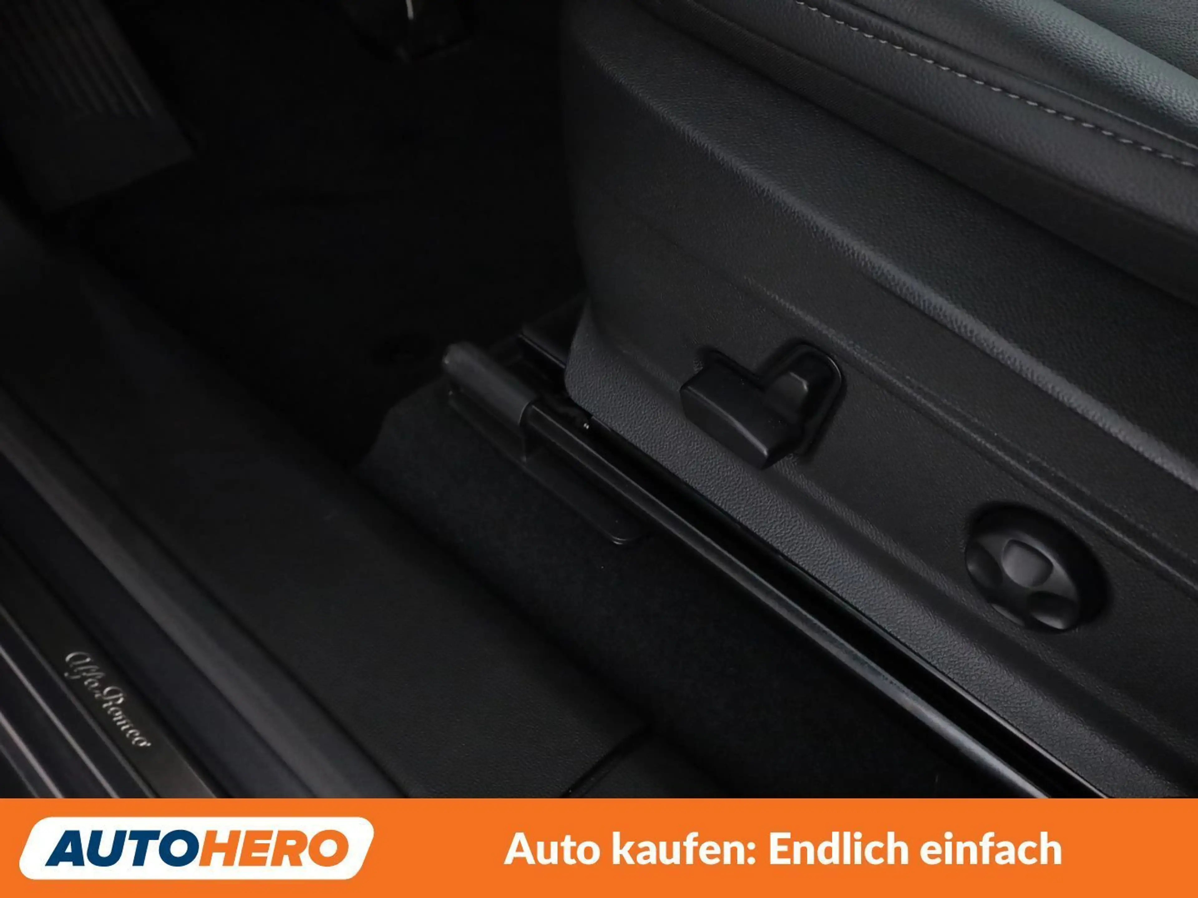 Alfa Romeo Stelvio 2.2 JTDM Ti Q4 — photo 32