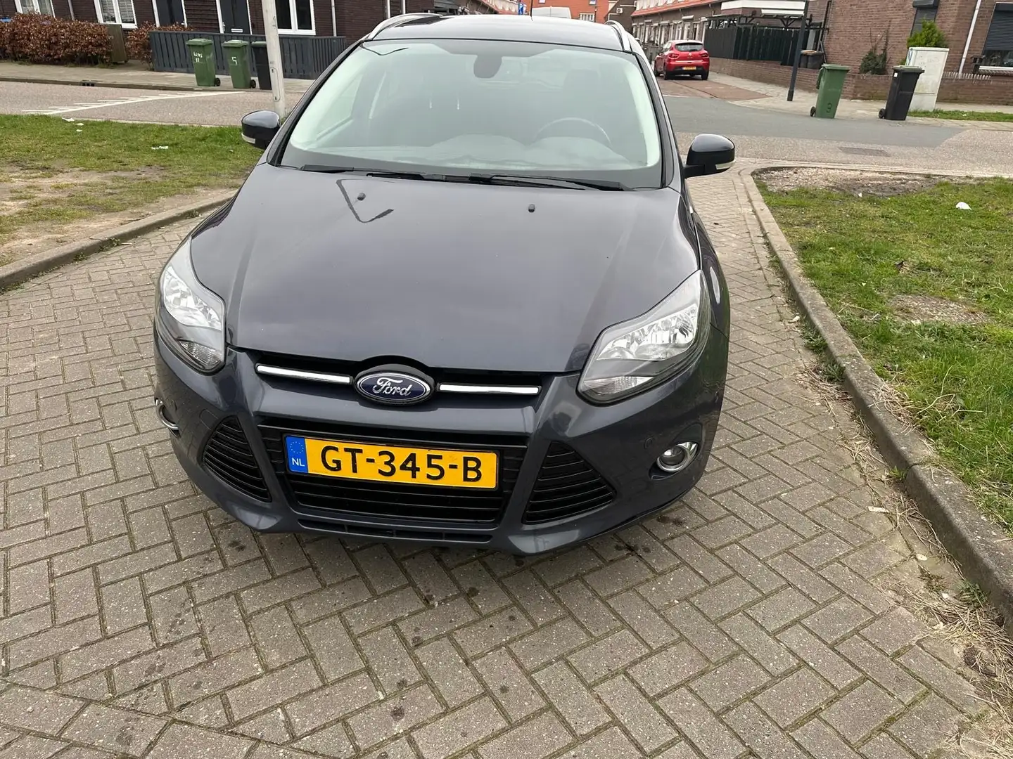 Ford Focus 1.0 EcoB. Titanium Grijs - 2