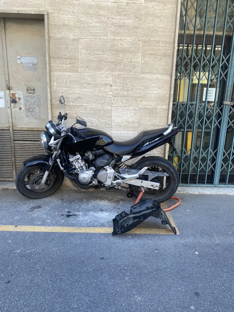 Honda Hornet - 2