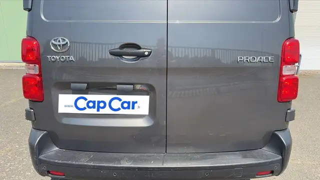 Toyota Proace view 21