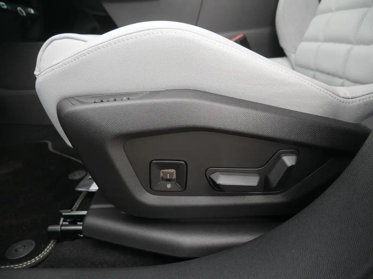 Citroen C5 Aircross Hybrid 145 Max MATRIX-LED 360°, миниатюра 14
