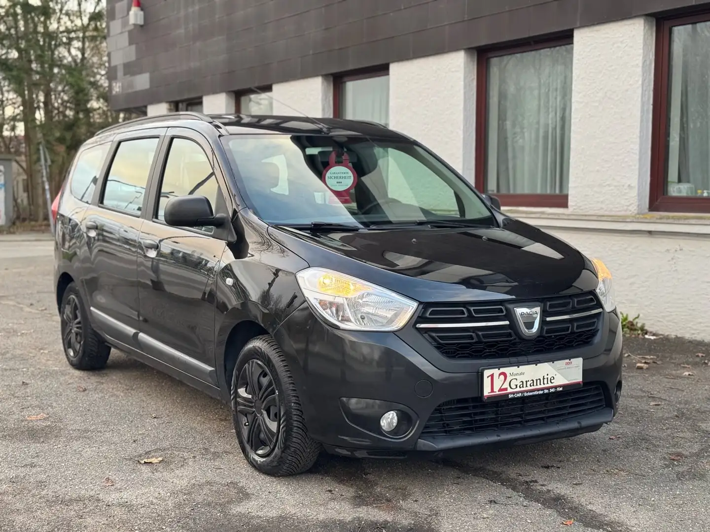 Dacia Lodgy Ambiance / 7 SITZE / TÜV NEU / Noir - 1