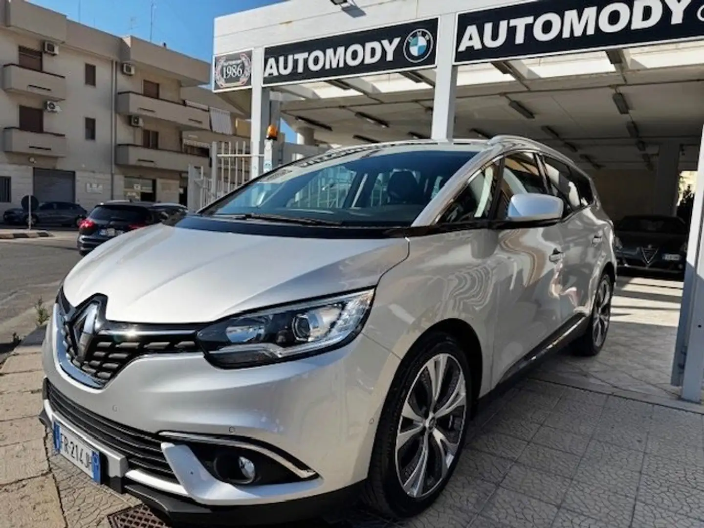 Renault Grand Scenic Grand Scenic 1.5 dci energy Intens 110cv edc Argento - 1