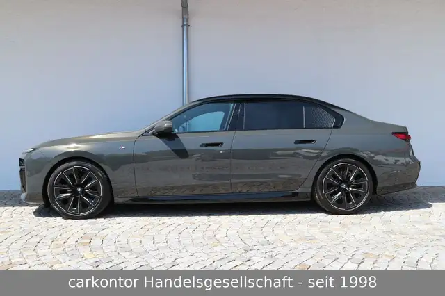 BMW 740