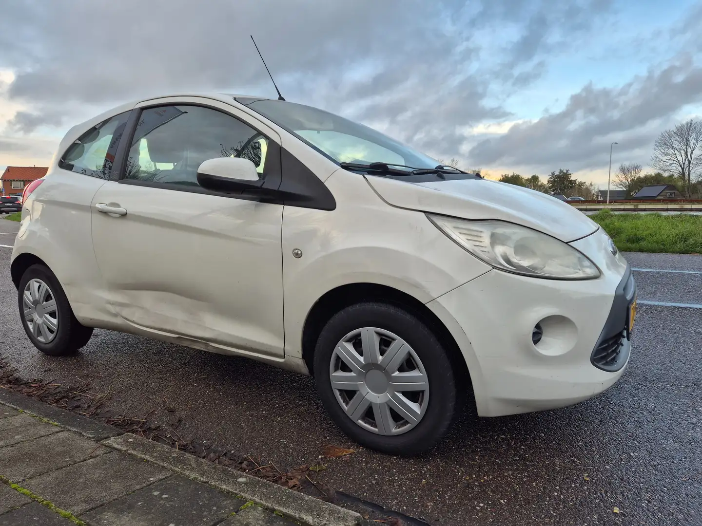 Ford Ka/Ka+ 1.2 Cool&Sound -Benzine11/2010 -226.817 km - 2