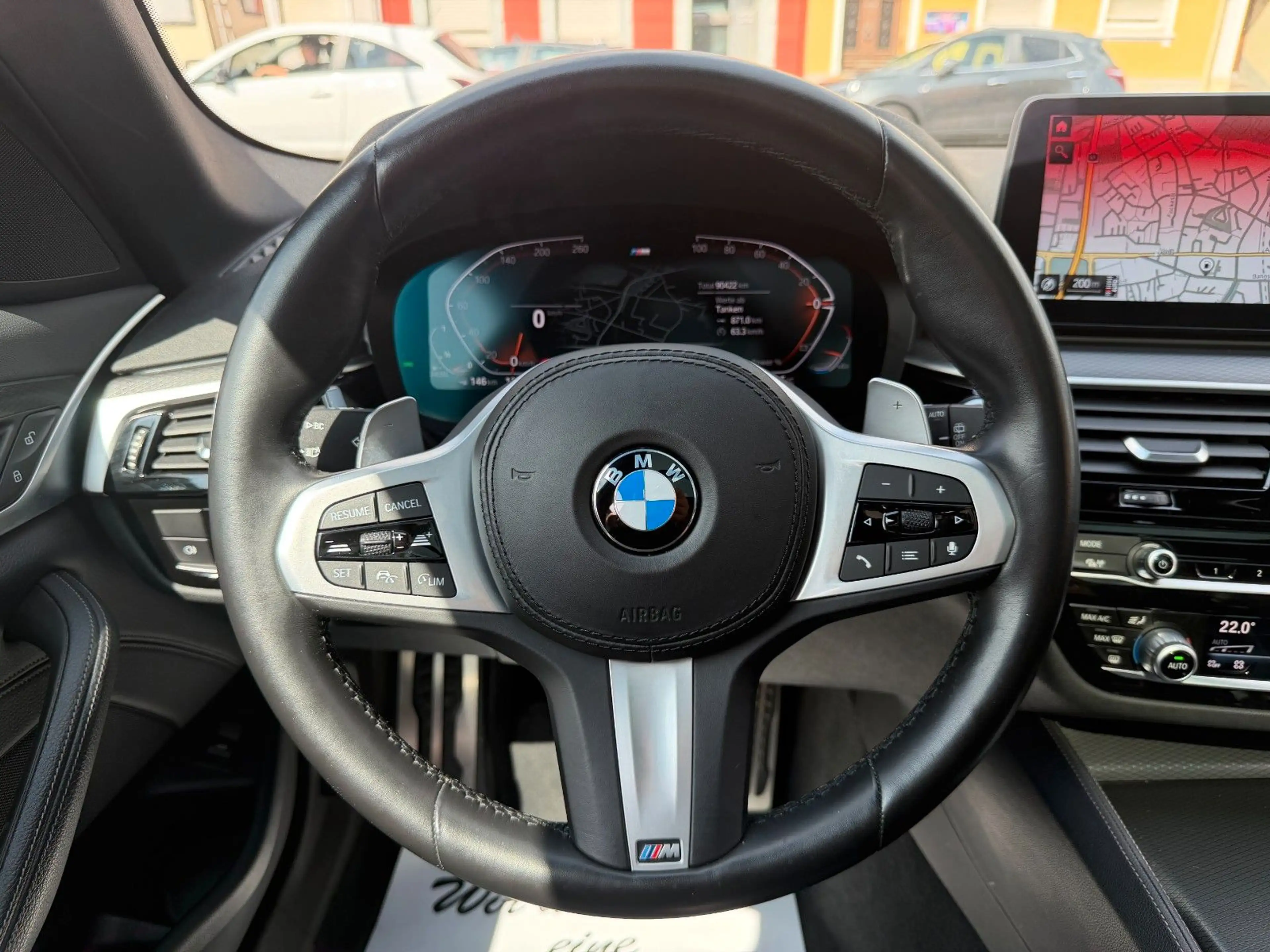 BMW 540 d Touring xDrive M Sport AHK PANO HUD LEDER — photo 13